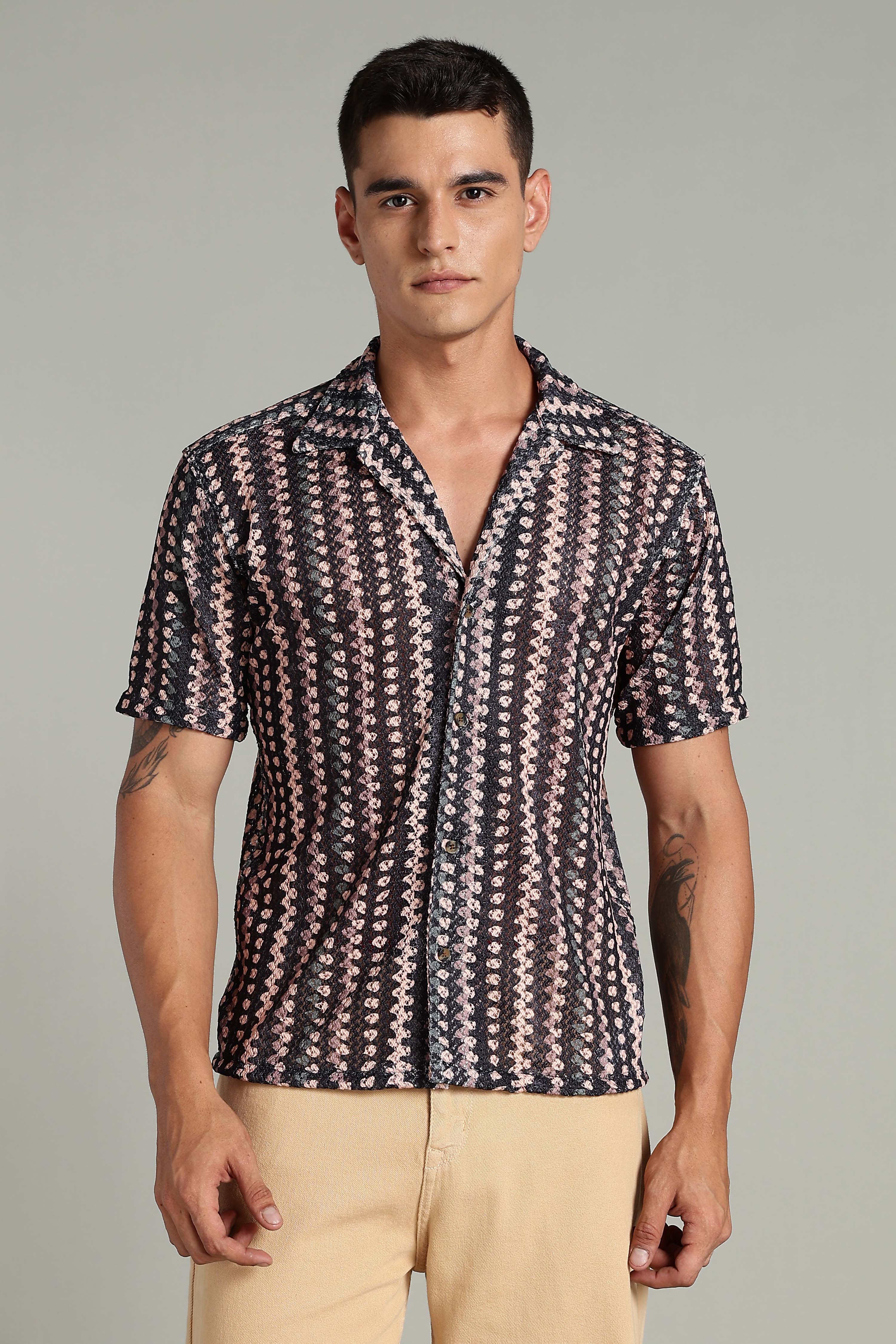 SMOKE CORCHET ABSTRACT SHIRT